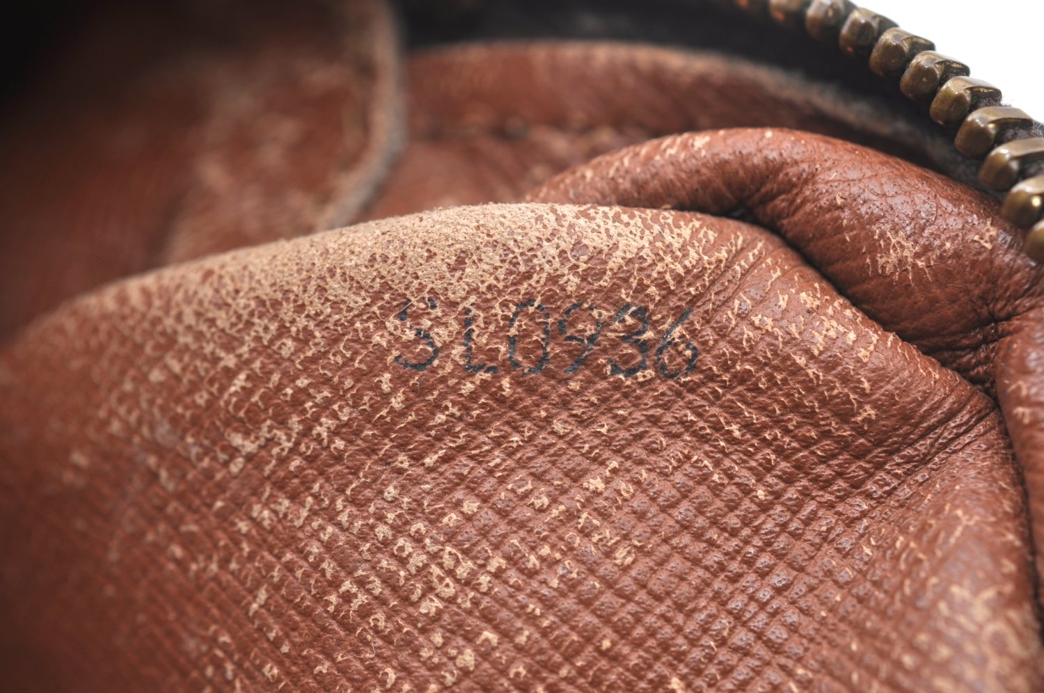 Authentic Louis Vuitton Monogram Compiegne 28 Clutch Hand Bag M51845 Junk K6110