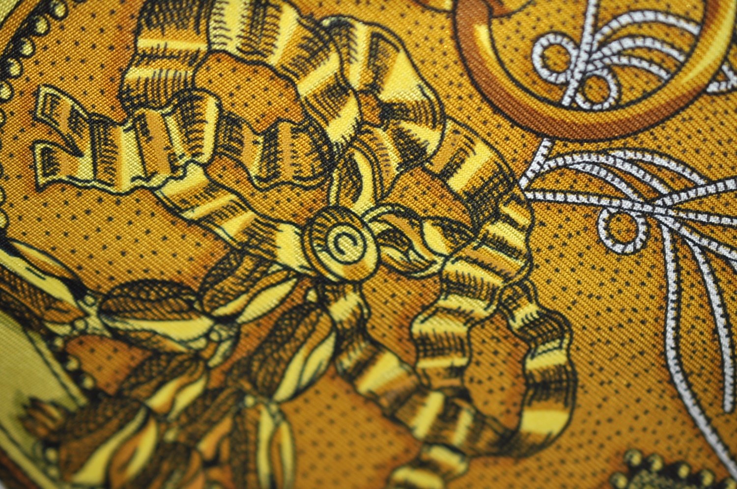 Authentic HERMES Carre 90 Scarf 