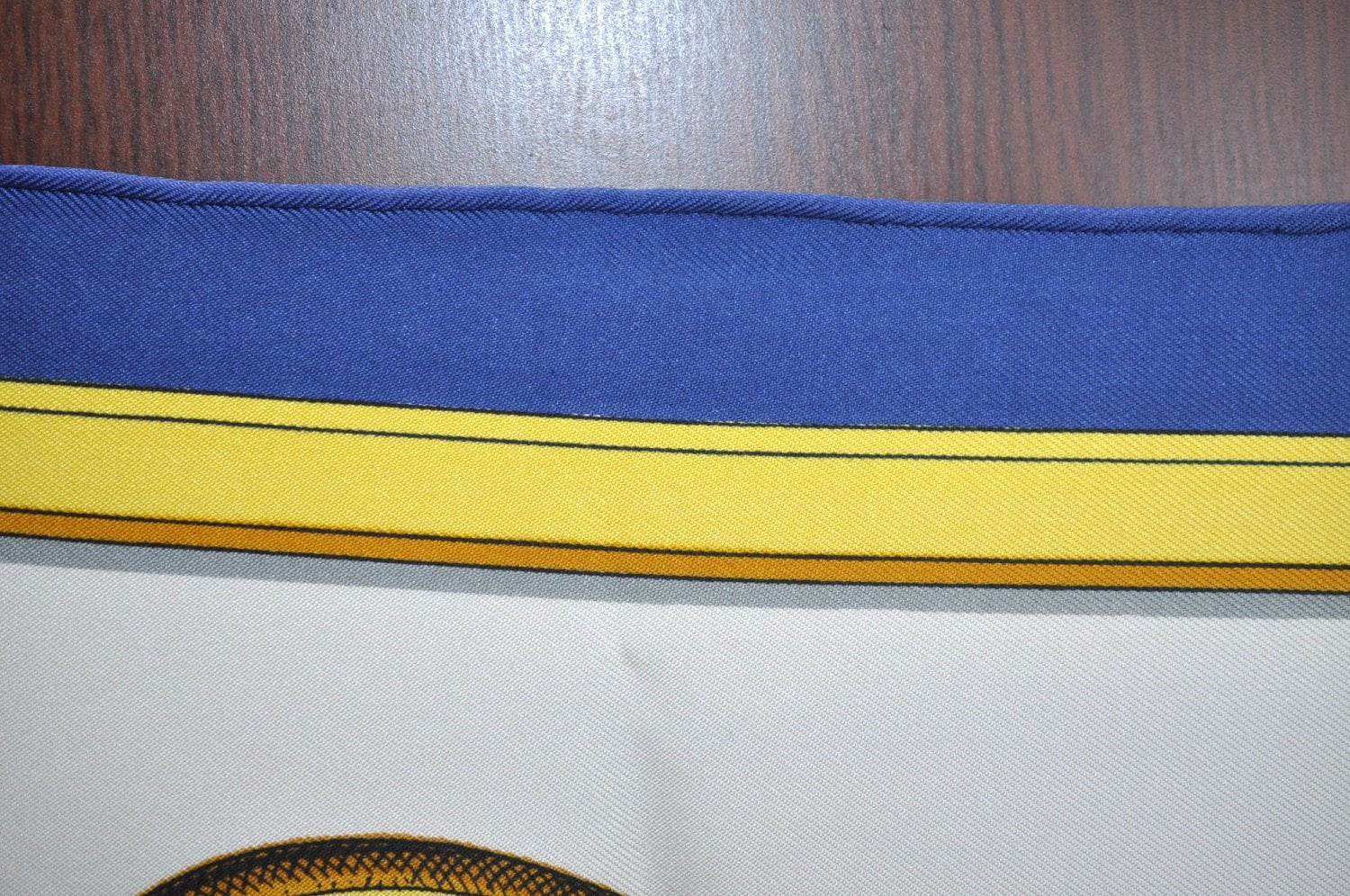 Authentic HERMES Carre 90 Scarf 