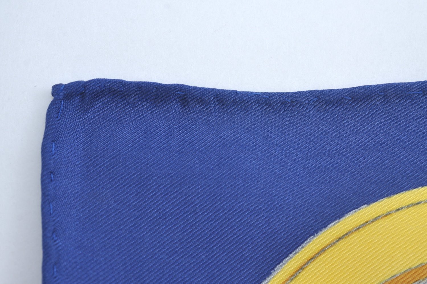 Authentic HERMES Carre 90 Scarf 