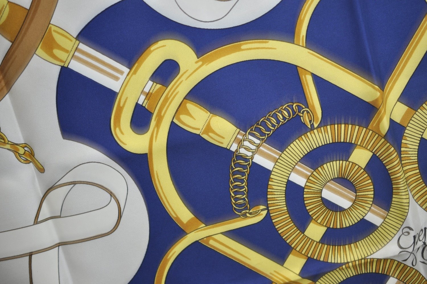 Authentic HERMES Carre 90 Scarf 