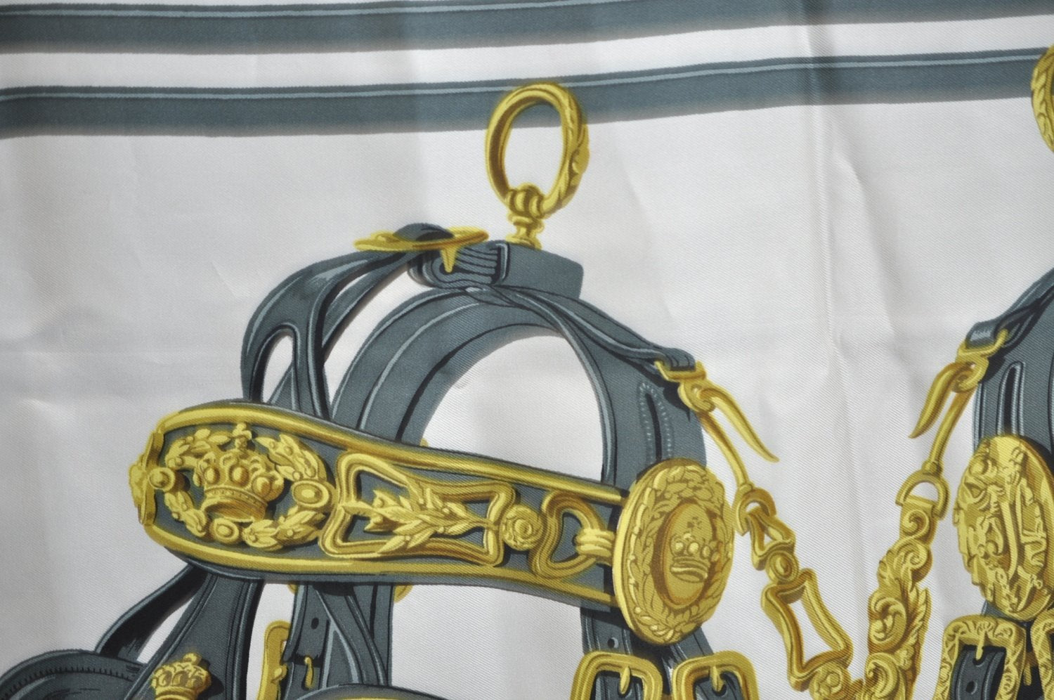 Authentic HERMES Carre 90 Scarf 