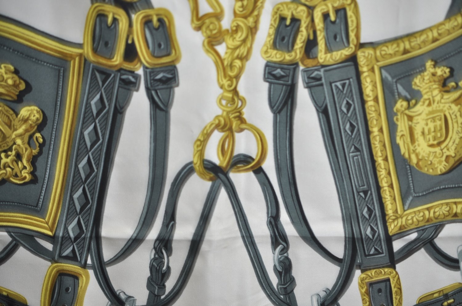 Authentic HERMES Carre 90 Scarf 