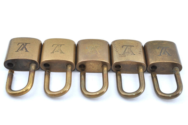 Authentic Louis Vuitton Padlock Gold 10Set LV K6209