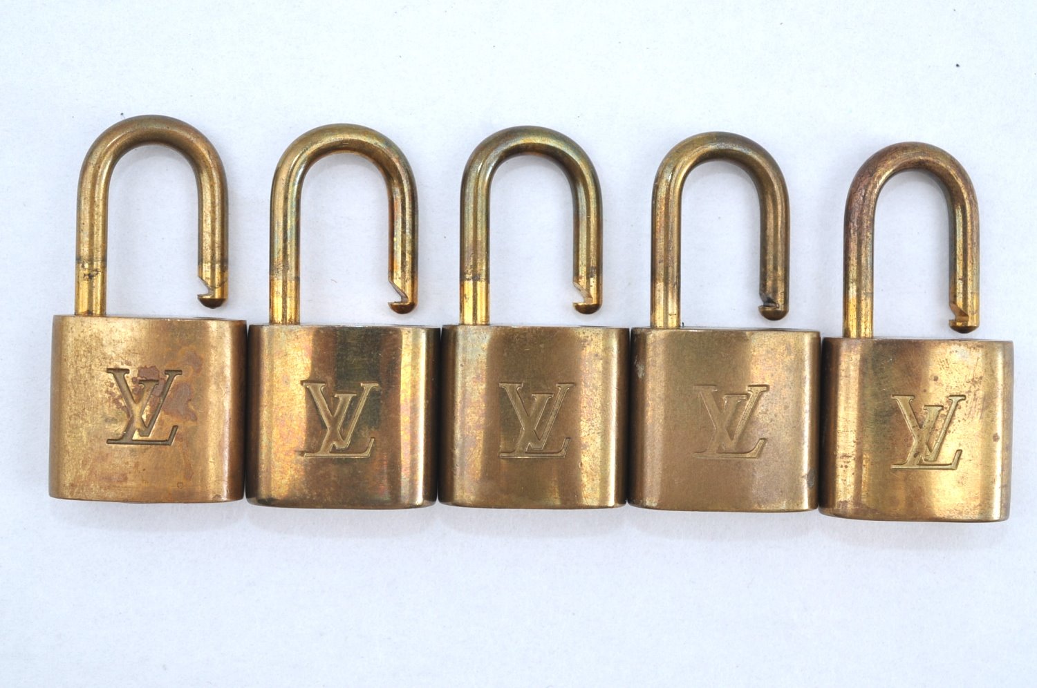 Authentic Louis Vuitton Padlock Gold 10Set LV K6209