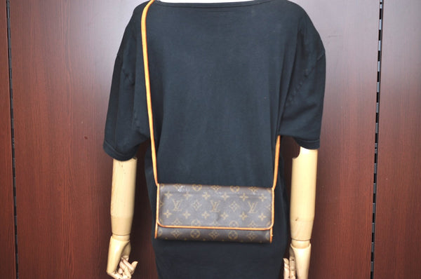 Authentic Louis Vuitton Monogram Pochette Twin GM Shoulder Bag M51852 LV K6224