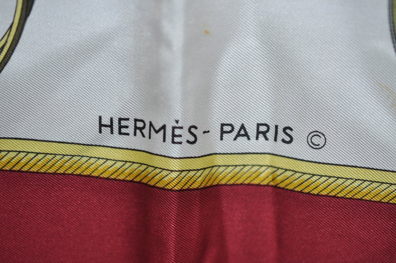 Authentic HERMES Carre 90 Scarf 