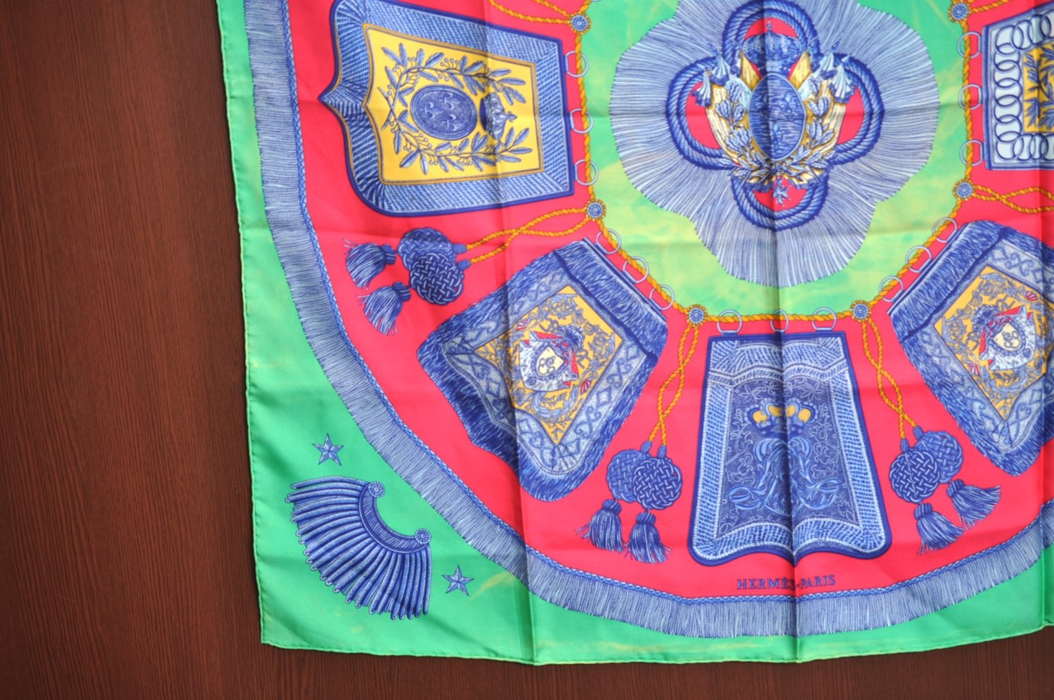 Authentic HERMES Carre 90 Scarf 