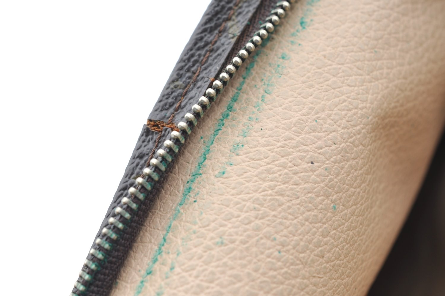 Auth Louis Vuitton Monogram Poche Toilette 26 Cosmetics Pouch Old Model LV K6335