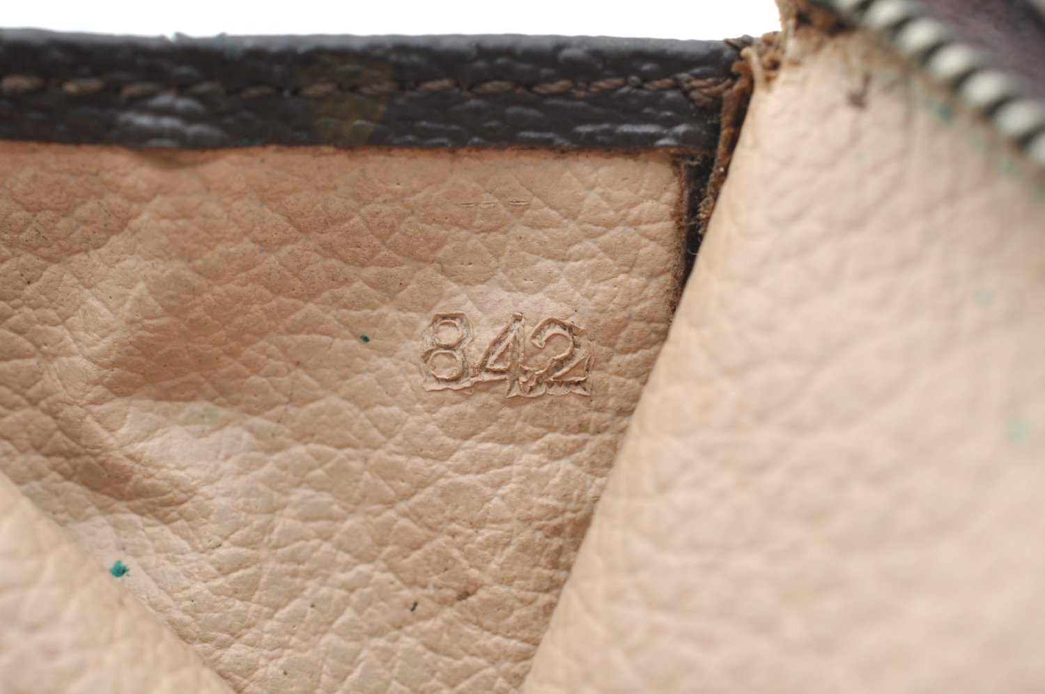 Auth Louis Vuitton Monogram Poche Toilette 26 Cosmetics Pouch Old Model LV K6335