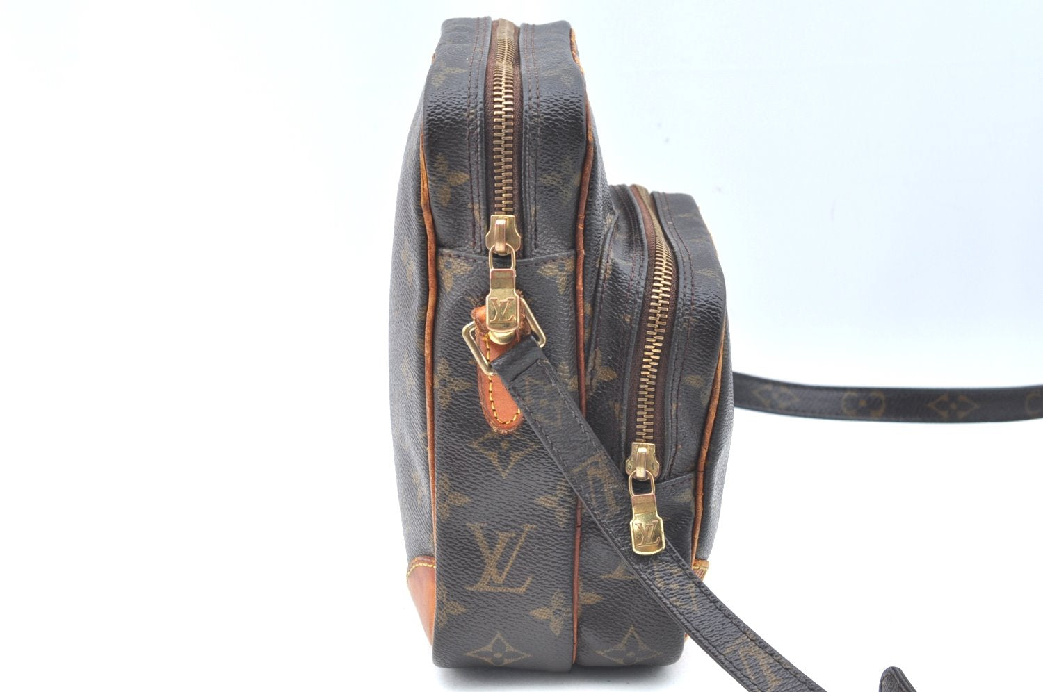 Auth Louis Vuitton Monogram Amazone Shoulder Cross Body Bag M45236 LV Junk K6339