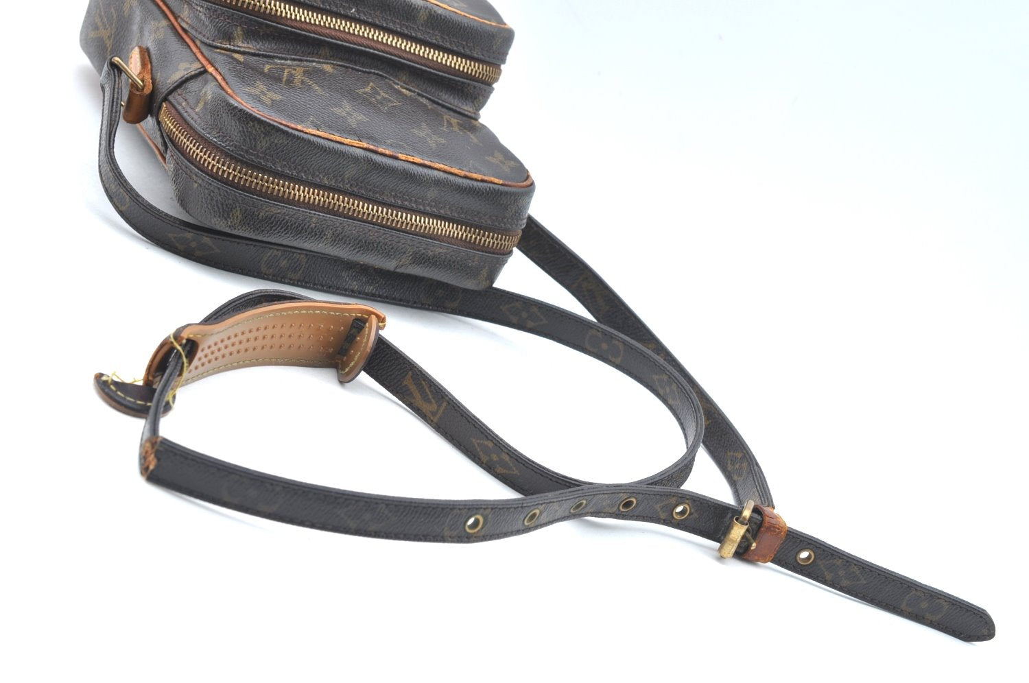 Auth Louis Vuitton Monogram Amazone Shoulder Cross Body Bag M45236 LV Junk K6339