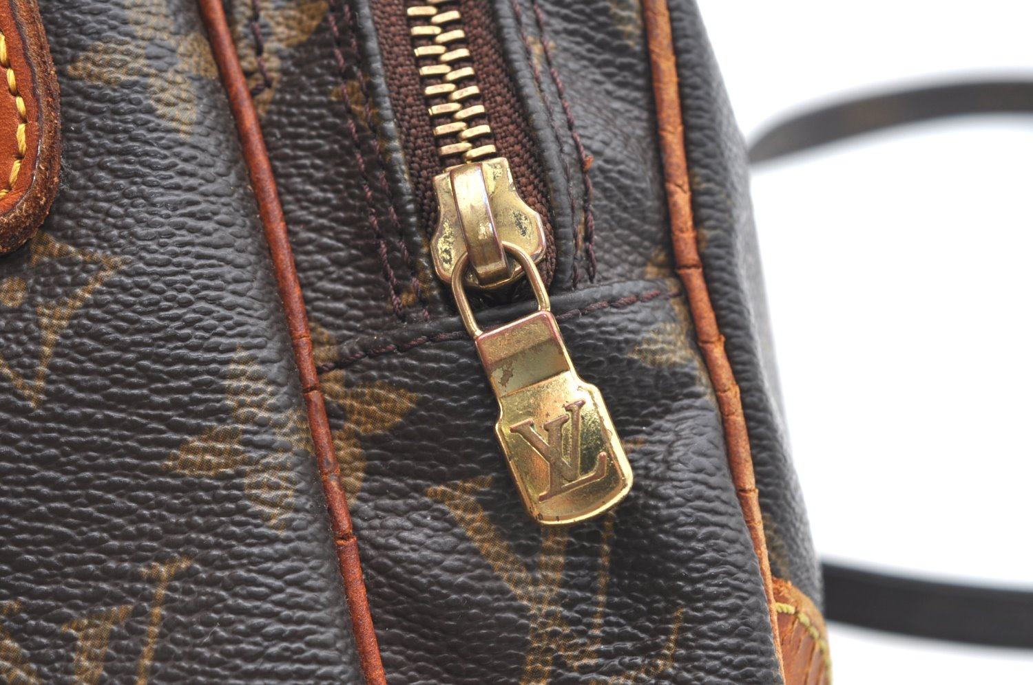 Auth Louis Vuitton Monogram Amazone Shoulder Cross Body Bag M45236 LV Junk K6339