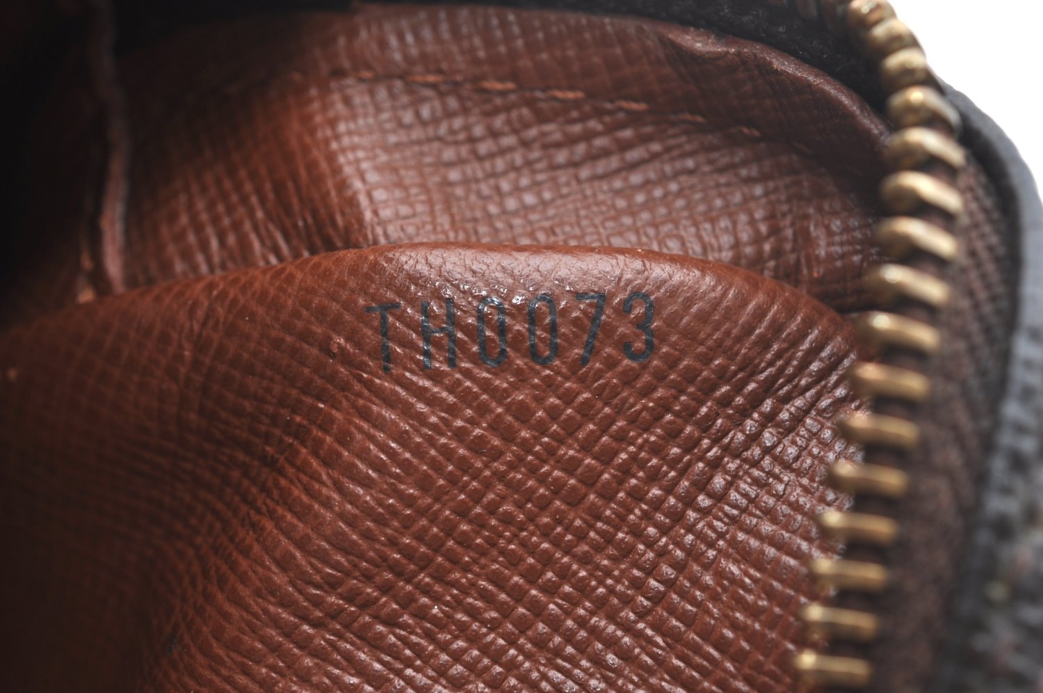 Auth Louis Vuitton Monogram Amazone Shoulder Cross Body Bag M45236 LV Junk K6339