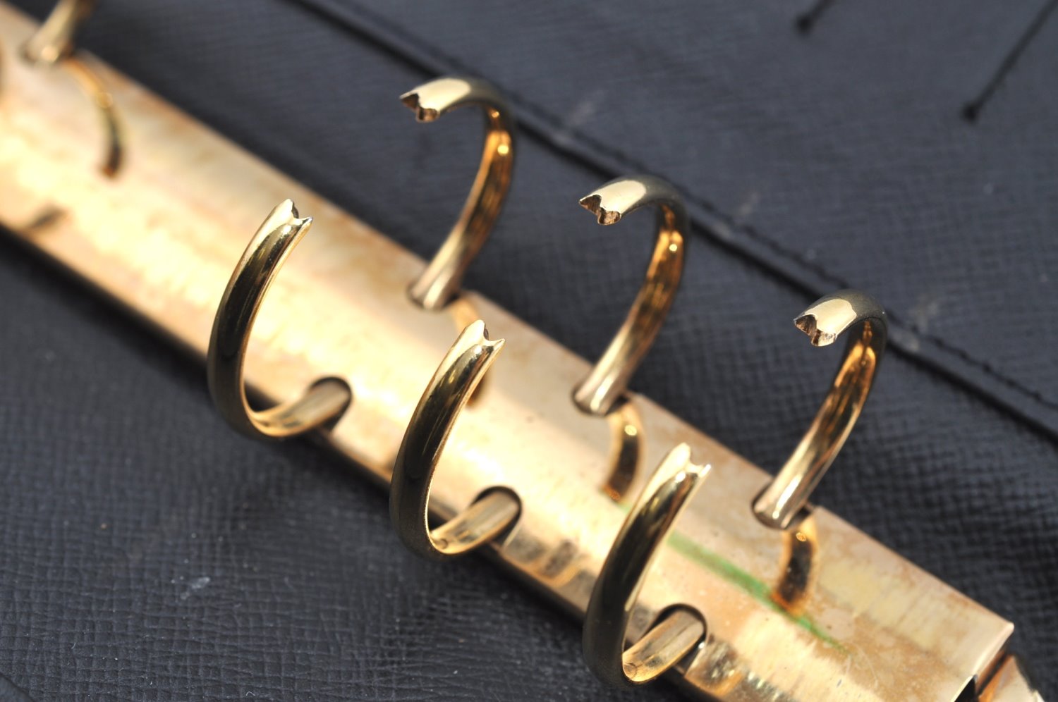 Authentic Louis Vuitton Epi Agenda MM Notebook Cover Black R20202 LV K6345