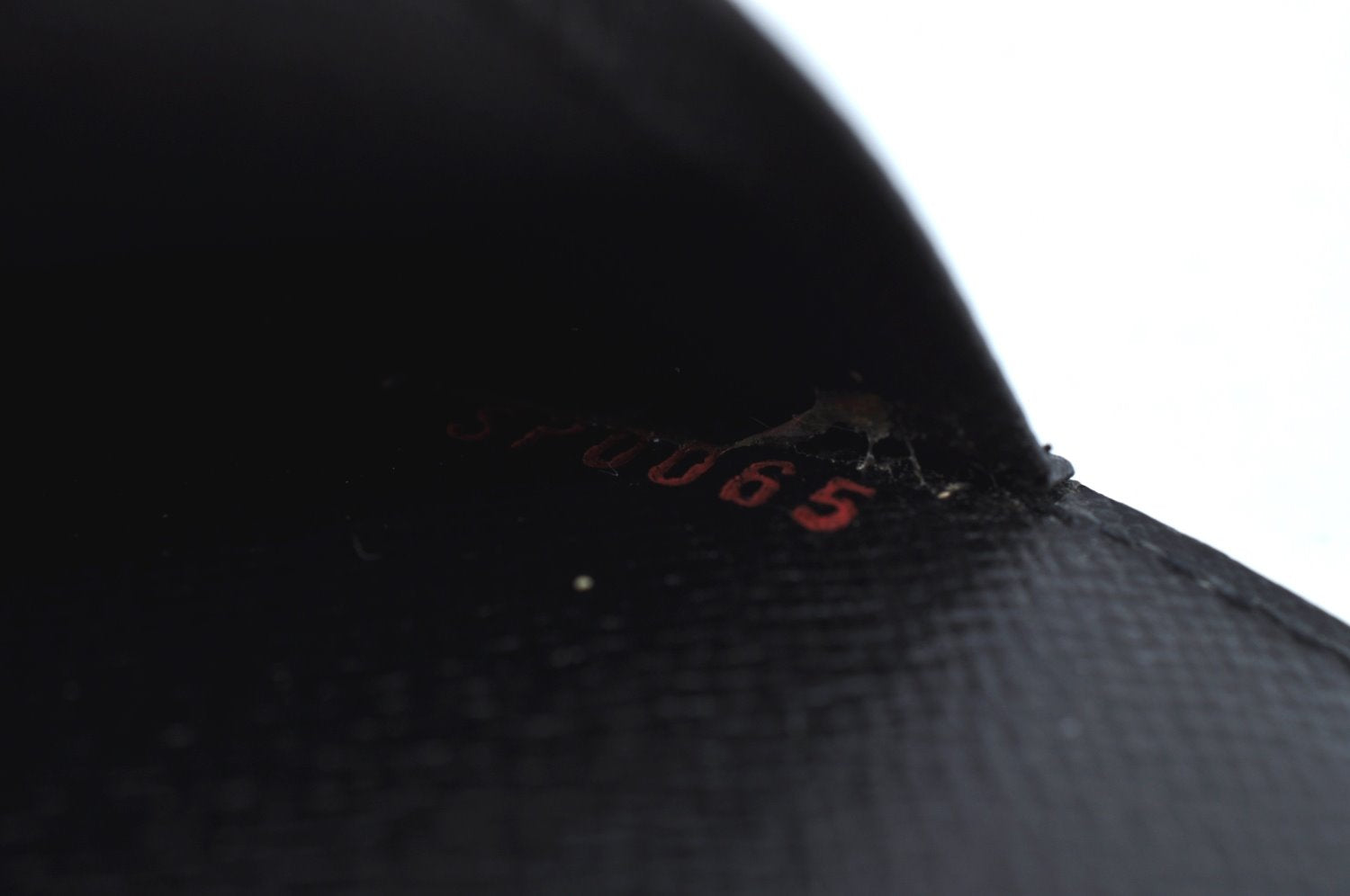 Authentic Louis Vuitton Epi Agenda MM Notebook Cover Black R20202 LV K6345