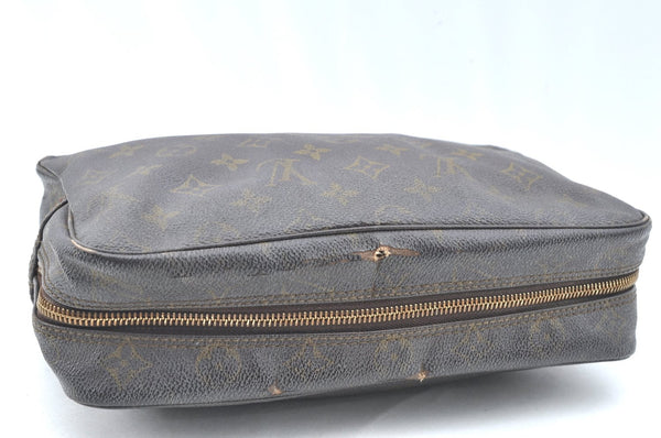 Auth Louis Vuitton Monogram Trousse Toilette 28 Clutch Hand Bag M47522 LV K6357