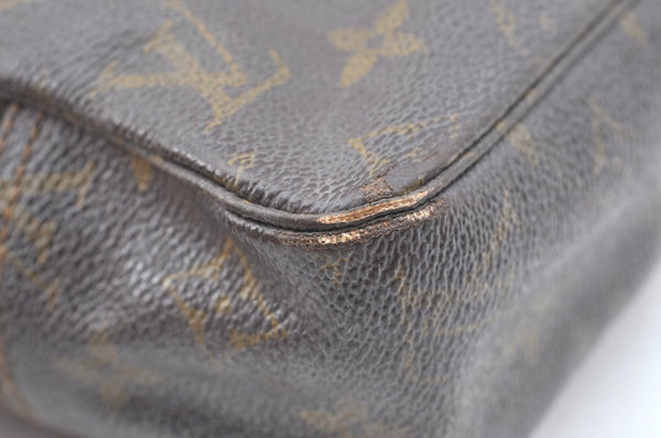 Auth Louis Vuitton Monogram Trousse Toilette 28 Clutch Hand Bag M47522 LV K6357