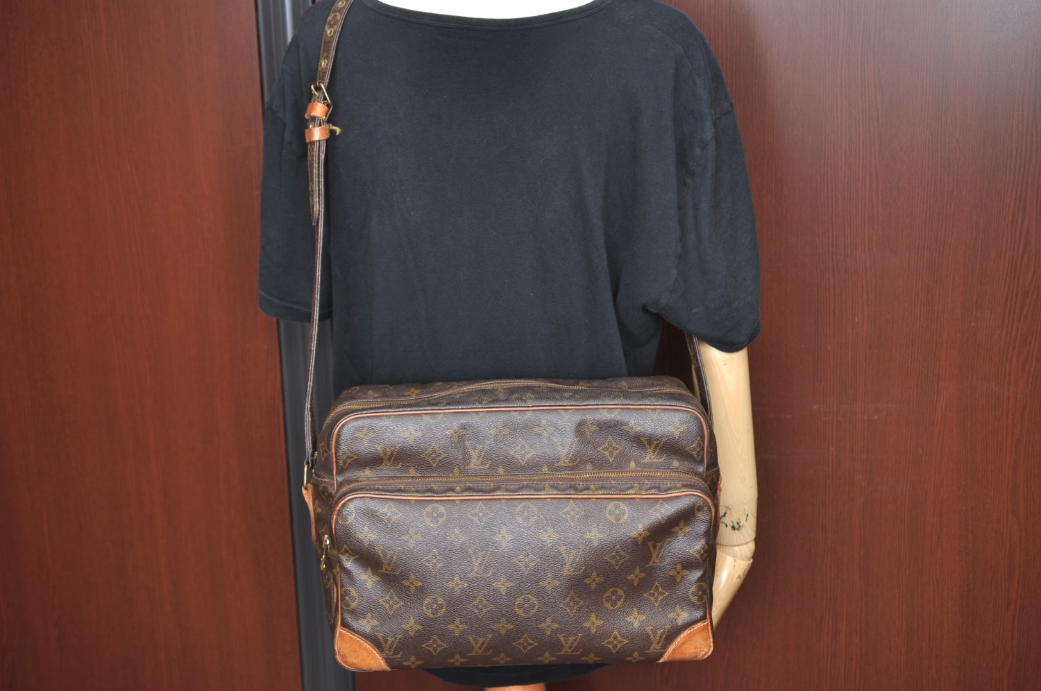 Authentic Louis Vuitton Monogram Nile 34 Shoulder Cross Body Bag M45242 LV K6369