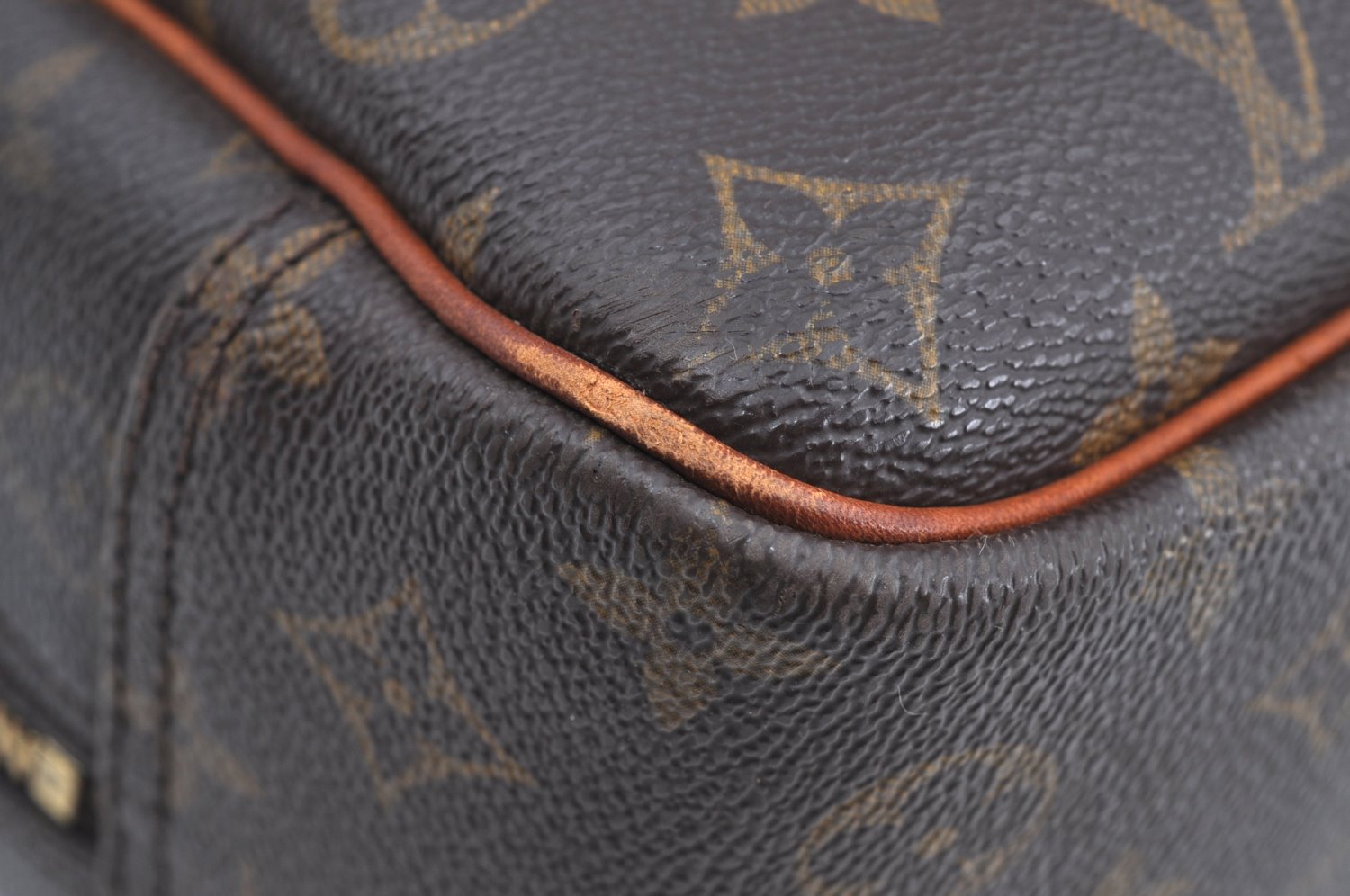 Authentic Louis Vuitton Monogram Deauville Hand Bag M47270 LV K6408