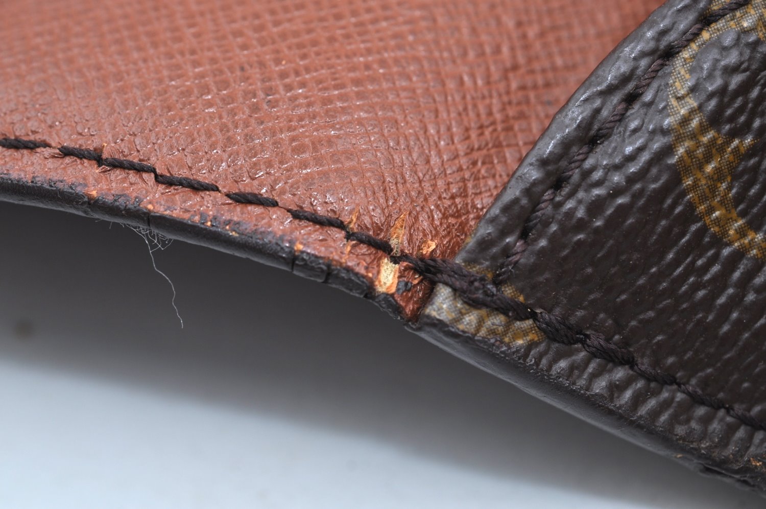 Authentic Louis Vuitton Monogram Saint Cloud MM M51243 Shoulder Bag Junk K6413