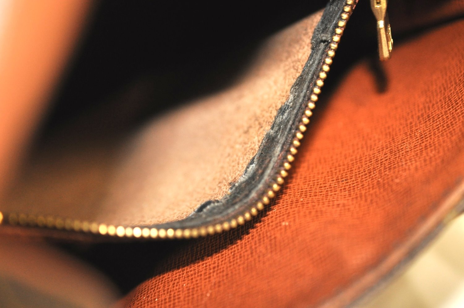 Authentic Louis Vuitton Monogram Saint Cloud MM M51243 Shoulder Bag Junk K6413