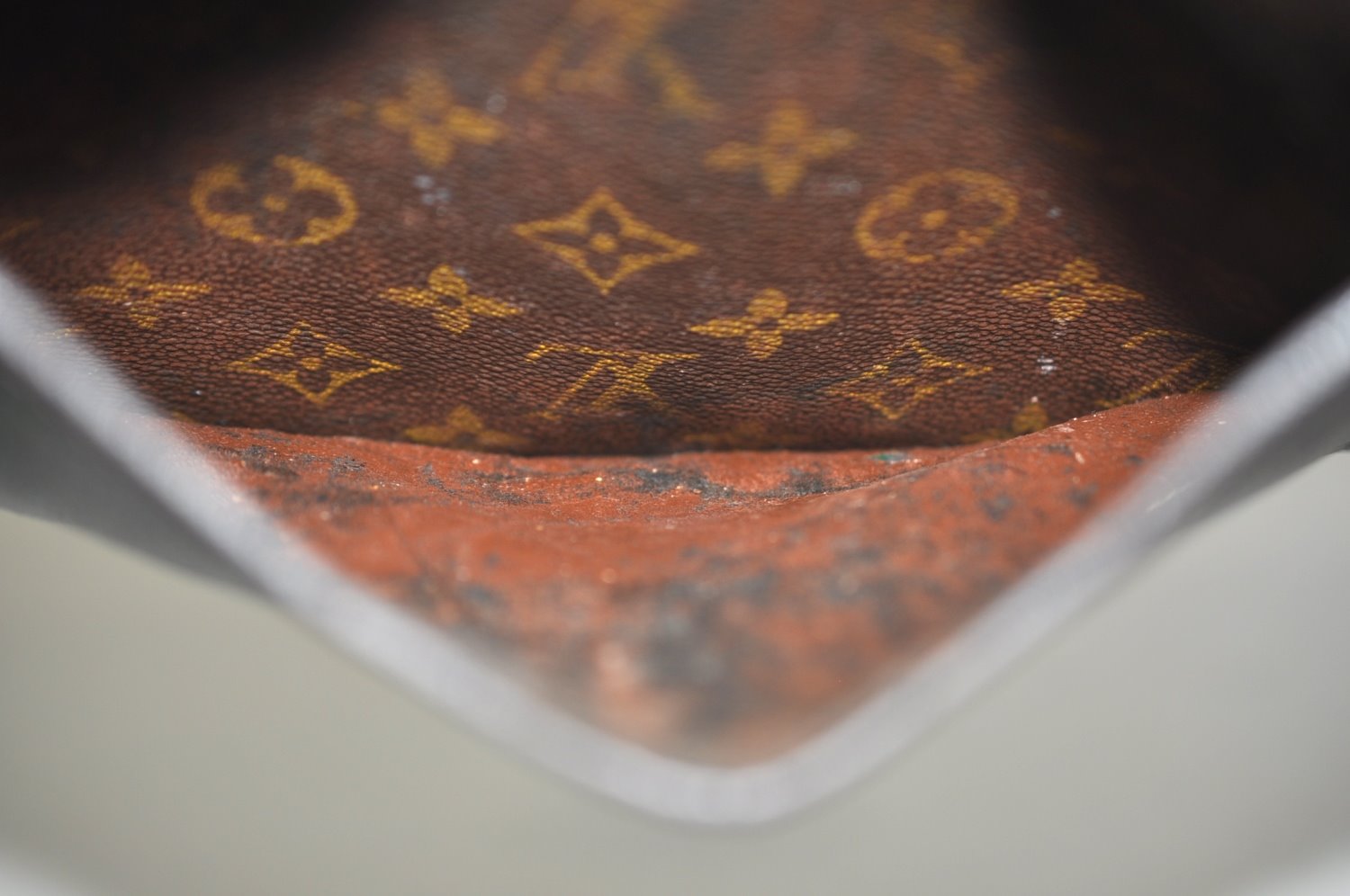 Auth Louis Vuitton Monogram Saint Cloud GM M51242 Shoulder Cross Bag Junk K6441