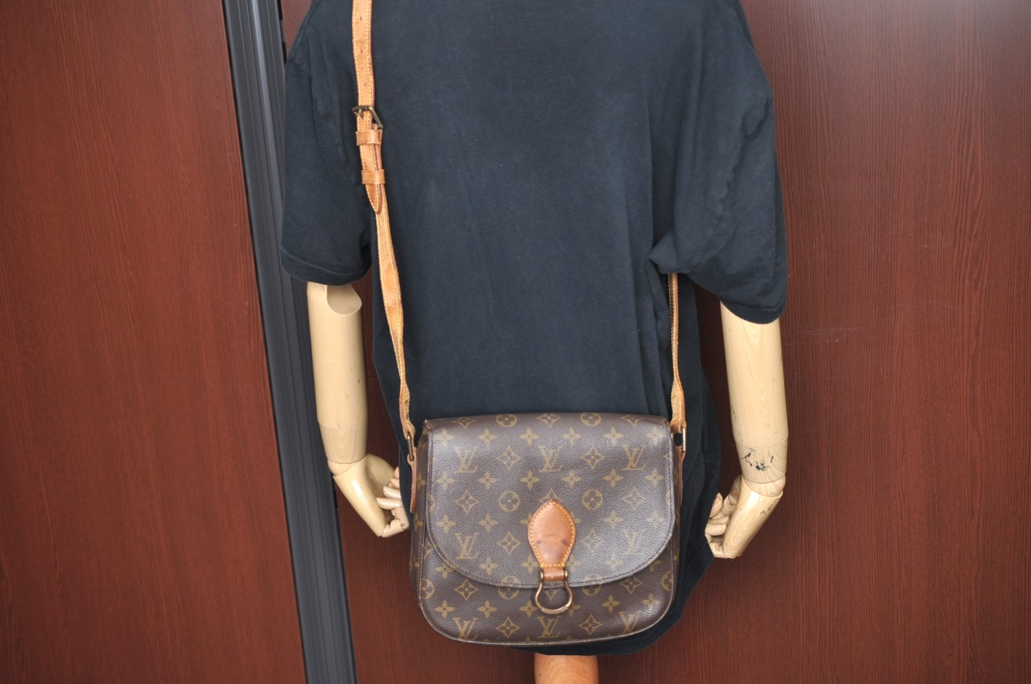 Authentic Louis Vuitton Monogram Saint Cloud GM M51242 Shoulder Cross Bag K6464