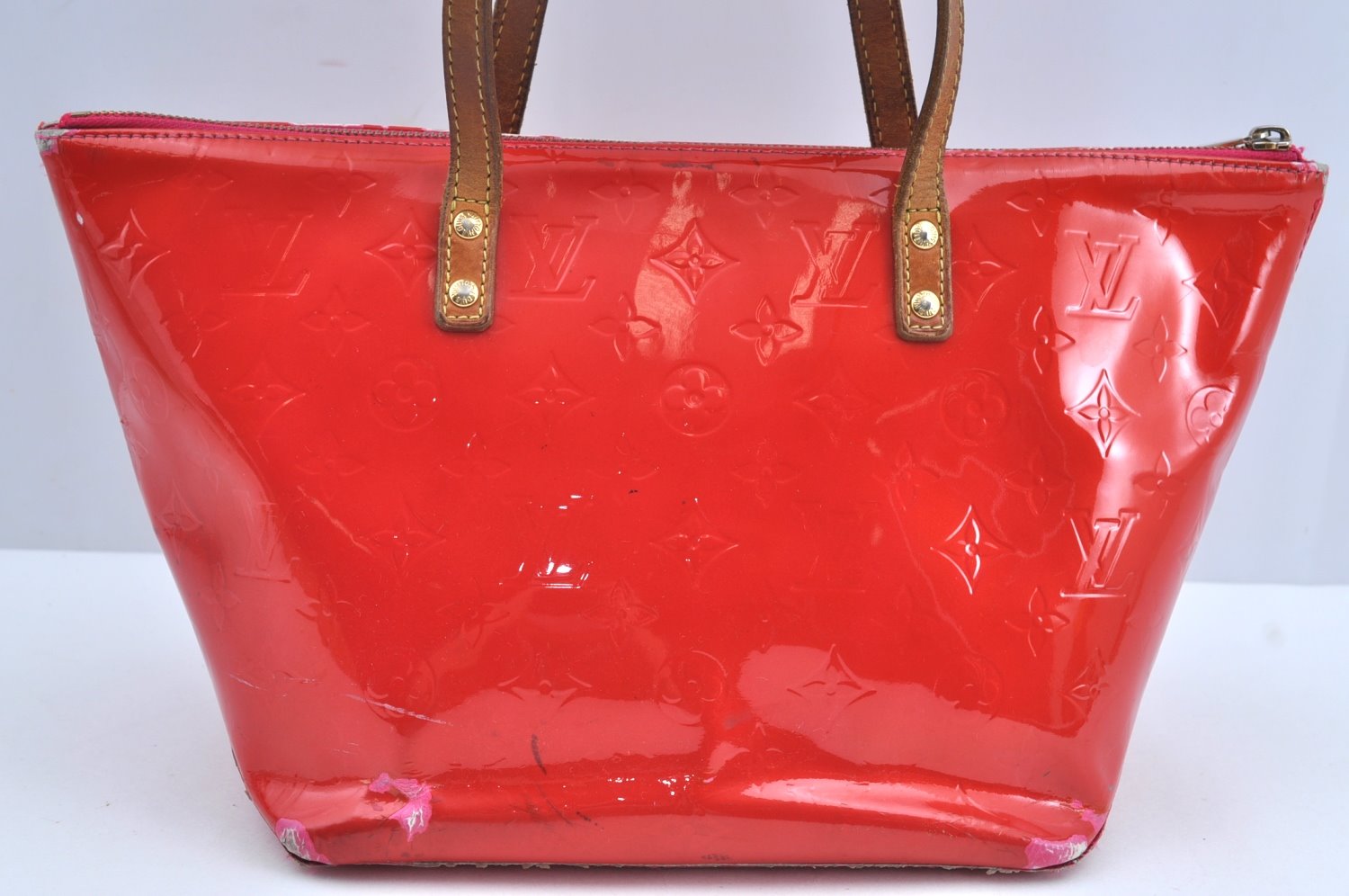 Authentic Louis Vuitton Vernis Bellevue PM Hand Bag Purse Red M93669 LV K6479