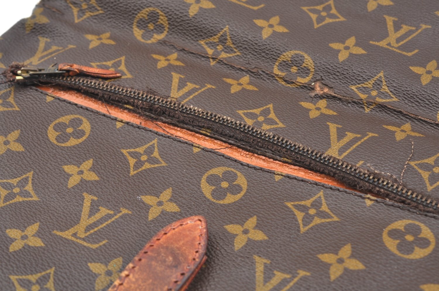 Auth Louis Vuitton Monogram Pochette Pliante Clutch Hand Bag Old Model LV Junk K6531