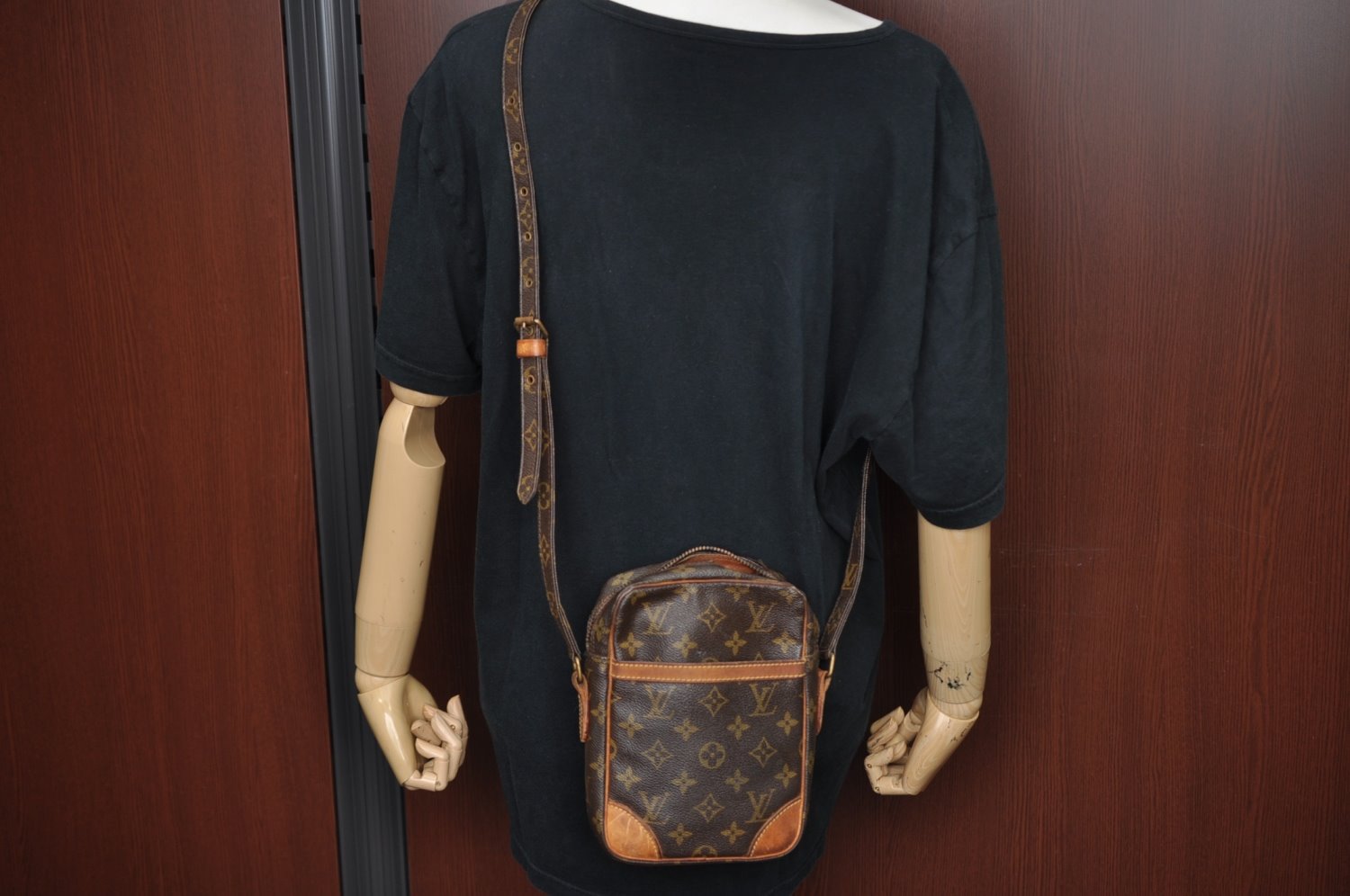 Auth Louis Vuitton Monogram Danube Shoulder Cross Body Bag M45266 LV Junk K6544