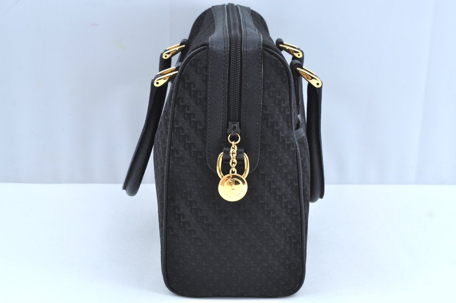 Authentic GUCCI 2Way Hand Boston Bag Purse GG Canvas Leather Black K6555