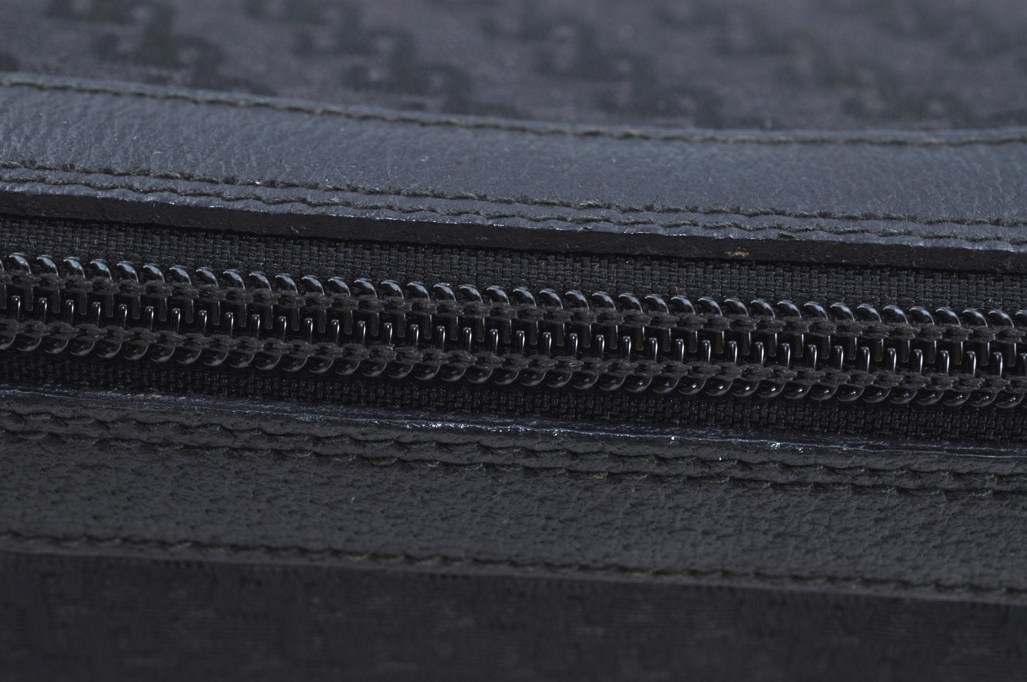 Authentic GUCCI 2Way Hand Boston Bag Purse GG Canvas Leather Black K6555