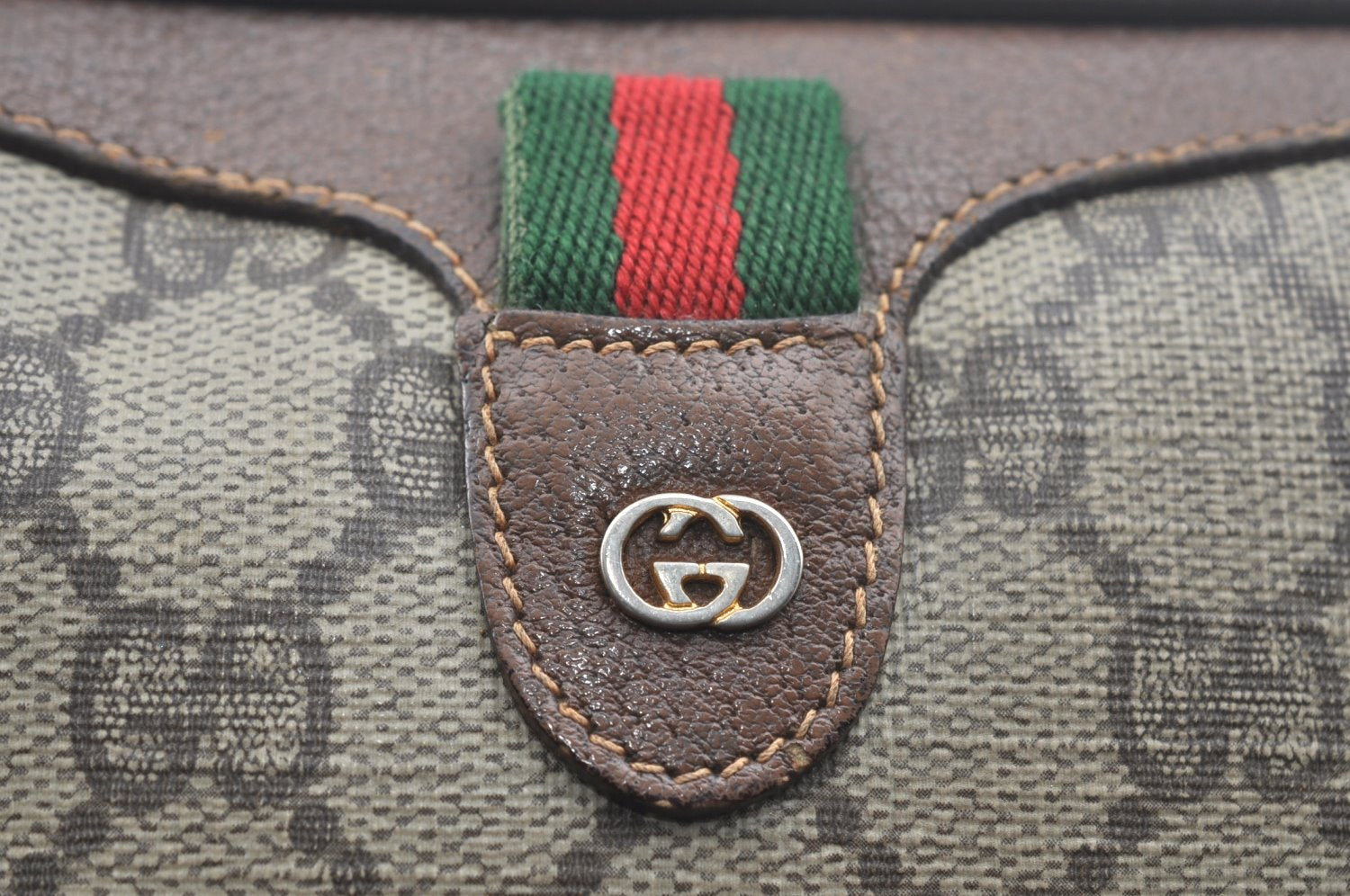 Authentic GUCCI Web Sherry Line Shoulder Cross Bag GG PVC Leather Brown K6556
