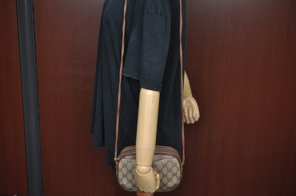 Authentic GUCCI Web Sherry Line Shoulder Cross Bag GG PVC Leather Brown K6556