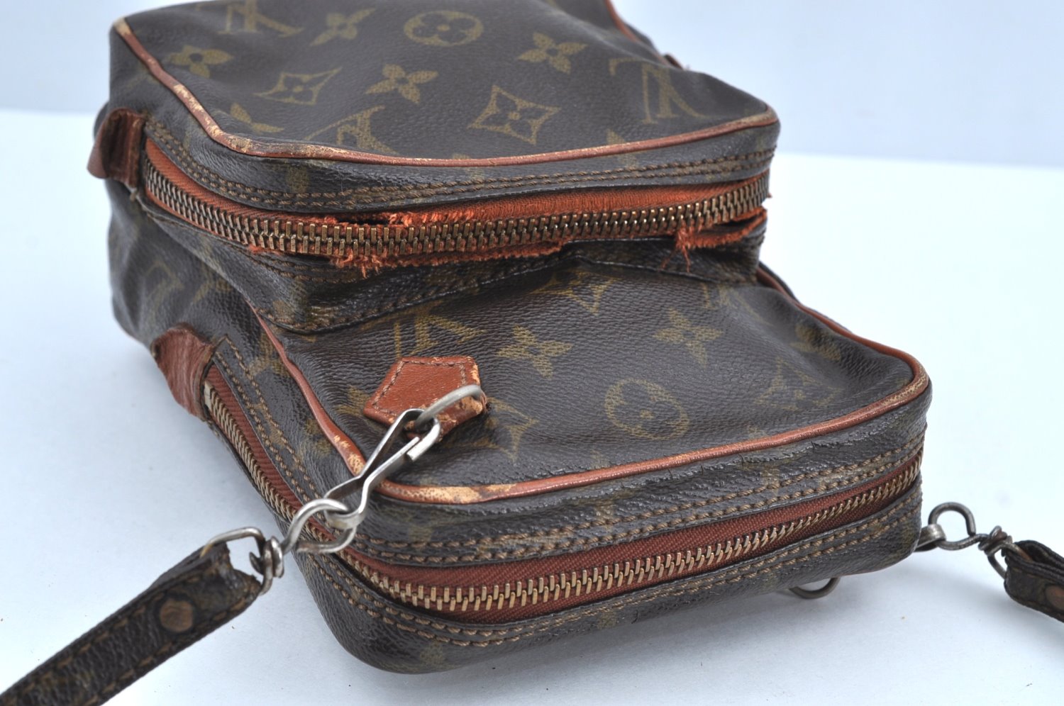 Auth Louis Vuitton Monogram Amazone Shoulder Cross Body Bag Old Model Junk K6563