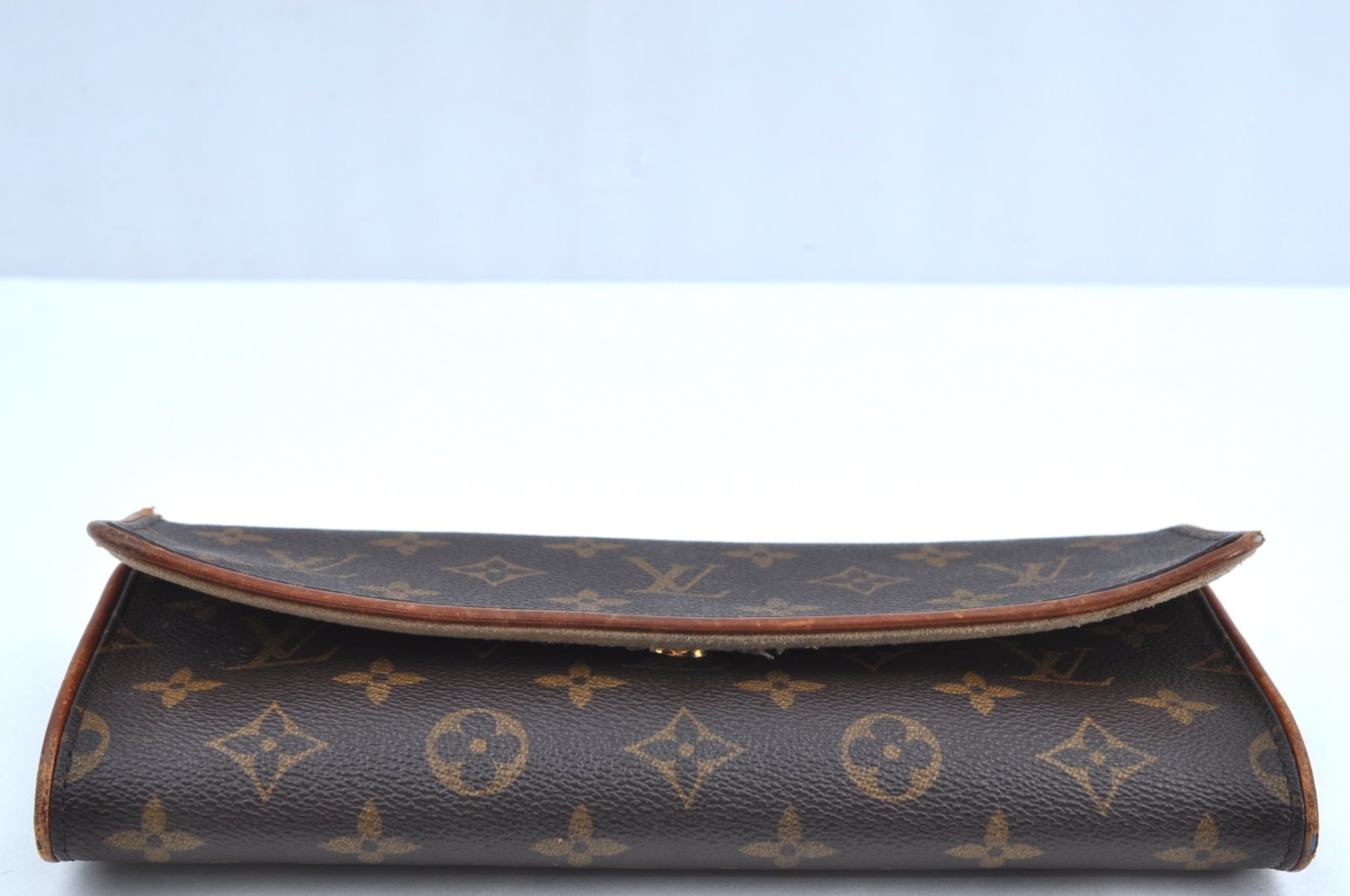 Authentic Louis Vuitton Monogram Pochette Twin GM Shoulder Bag M51852 LV K6581