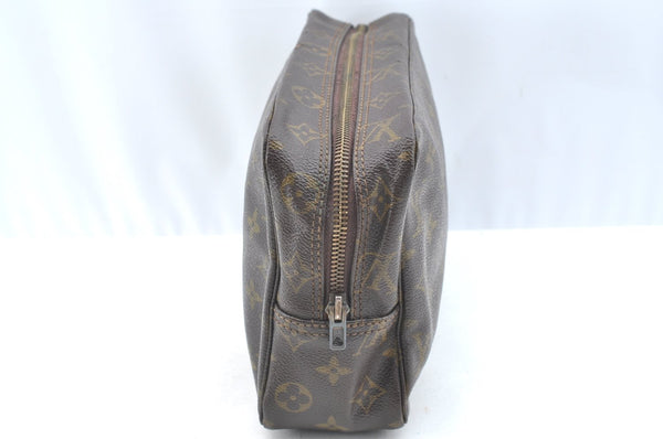 Auth Louis Vuitton Monogram Trousse Toilette 28 Clutch Hand Bag Old Model K6587