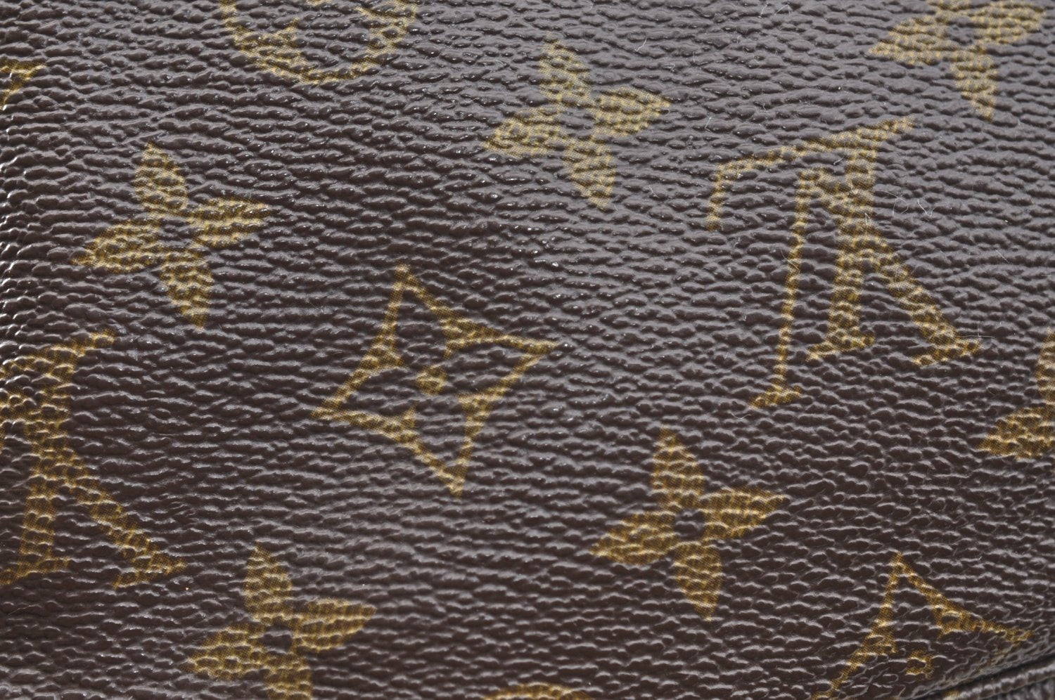 Auth Louis Vuitton Monogram Trousse Toilette 28 Clutch Hand Bag Old Model K6587