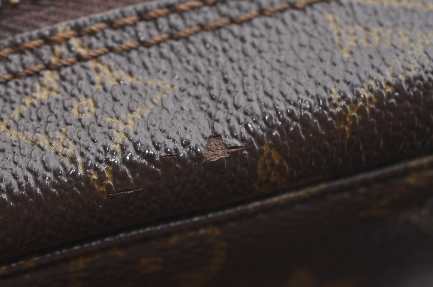 Auth Louis Vuitton Monogram Trousse Toilette 28 Clutch Hand Bag Old Model K6587