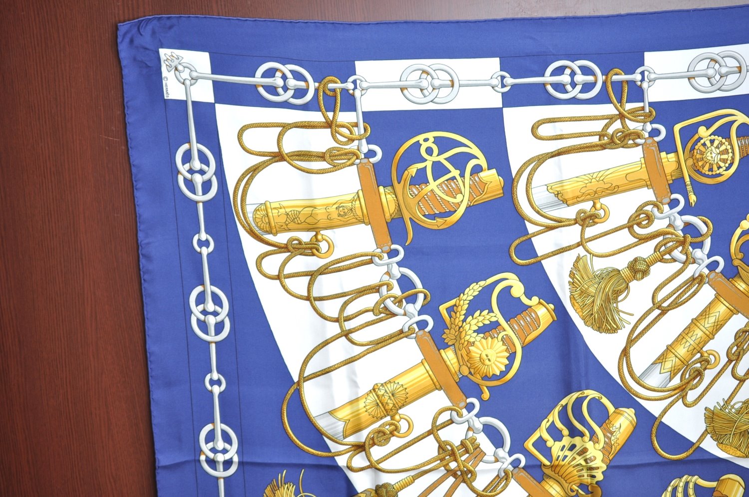 Authentic HERMES Carre 90 Scarf 