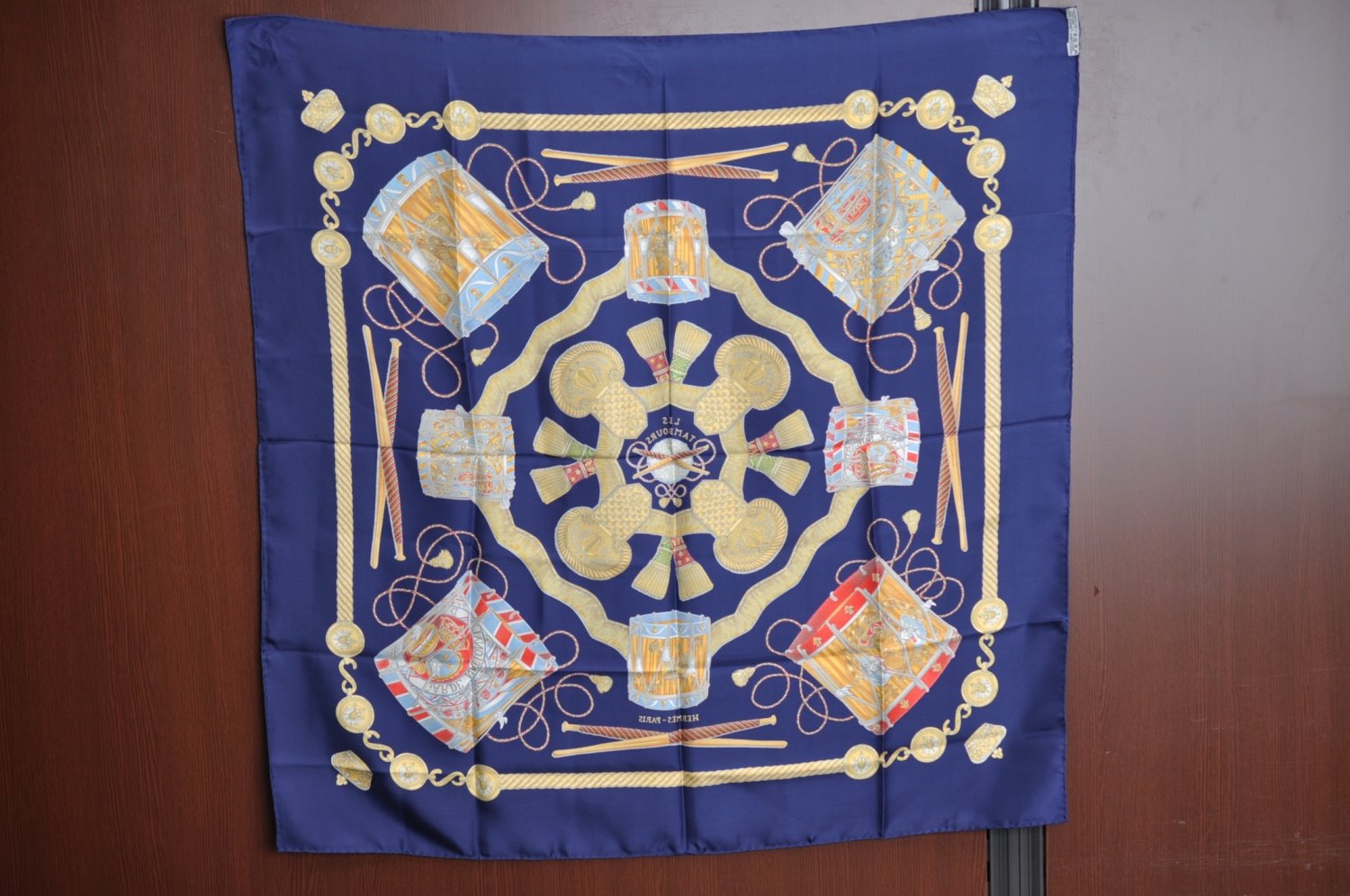 Authentic HERMES Carre 90 Scarf 