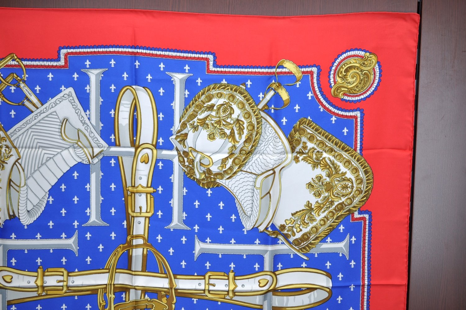 Authentic HERMES Carre 90 Scarf 