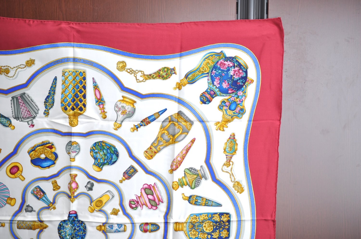 Authentic HERMES Carre 90 Scarf 