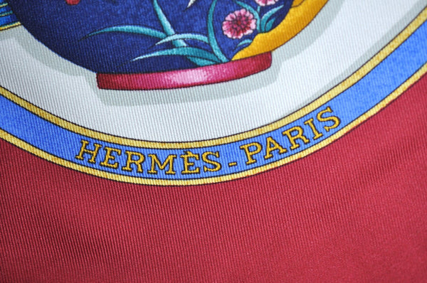 Authentic HERMES Carre 90 Scarf "Qu' importe le flacon" Silk Red Item Box K6598