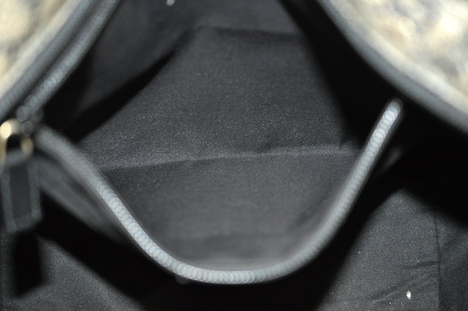 Authentic GUCCI GG Crystal Shoulder Tote Bag PVC Leather 131230 Black K6678