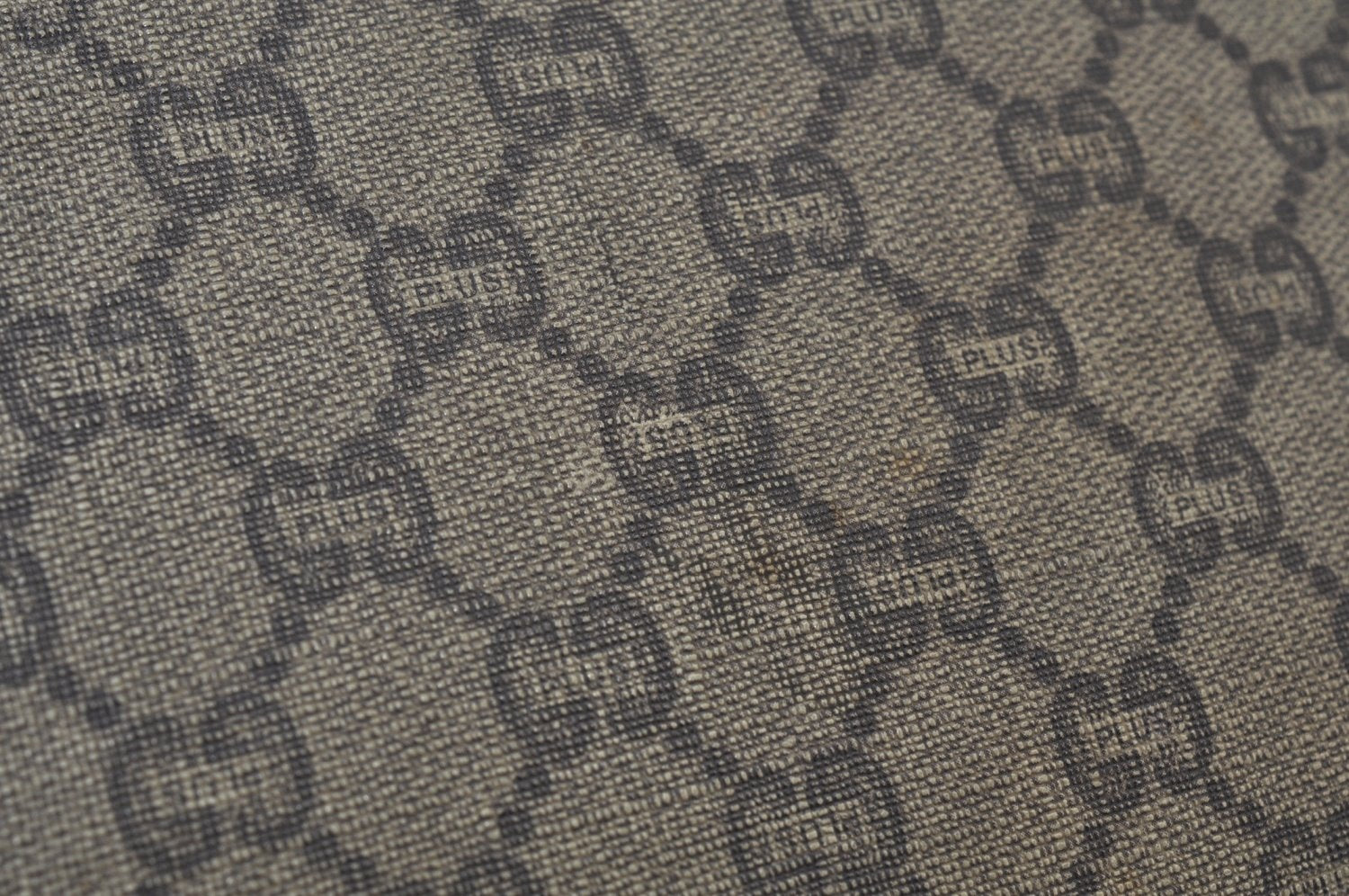 Authentic GUCCI Vintage GG Plus Clutch Hand Bag Purse PVC Leather Brown K6679