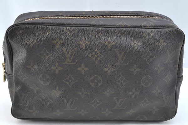 Auth Louis Vuitton Monogram Trousse Toilette 28 Clutch Hand Bag M47522 LV K6684