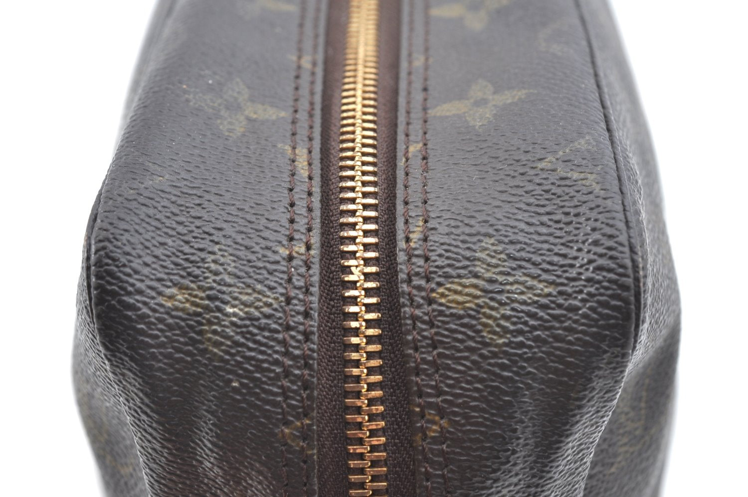 Auth Louis Vuitton Monogram Trousse Toilette 28 Clutch Hand Bag M47522 LV K6684