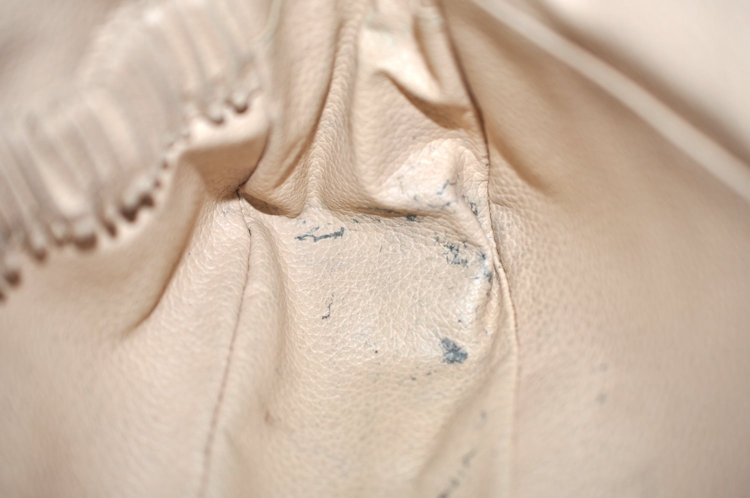 Auth Louis Vuitton Monogram Trousse Toilette 28 Clutch Hand Bag M47522 LV K6684